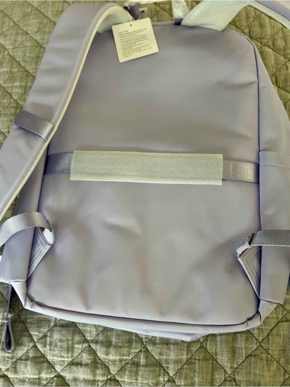 NWT lululemon Everywhere Backpack 22L Metal Hardware Lavender Frost Gold - Picture 9 of 14